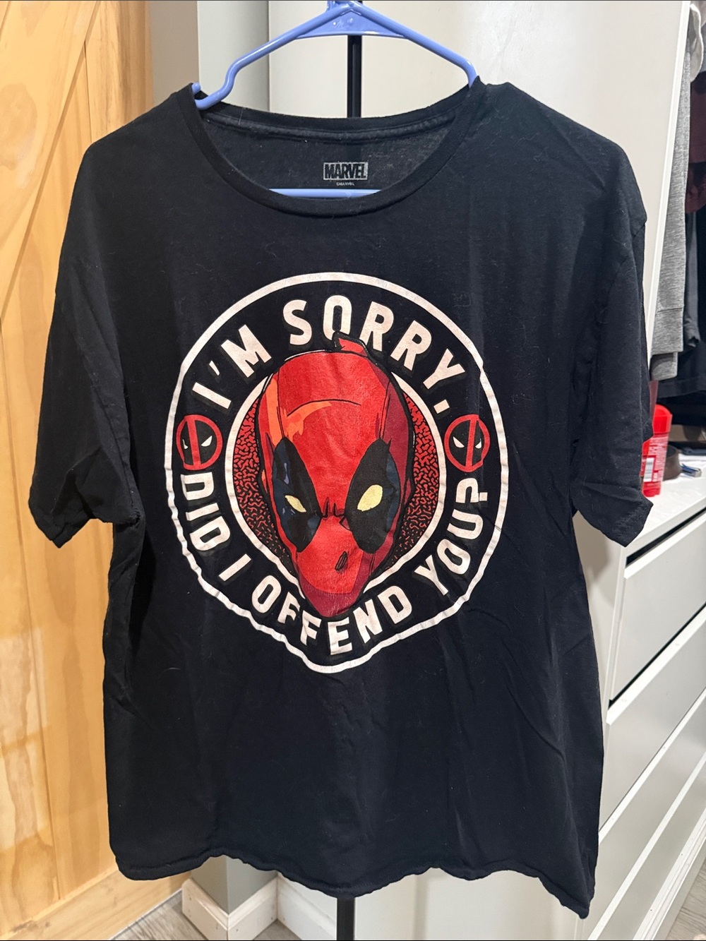 Marvel Deadpool Short-Sleeve Graphic Tee - Black and Red